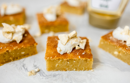 Przepis fitness: Wilgotne ciasto bananowe z serkiem wiejskim