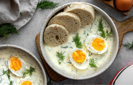 Przepis fitness: Białkowe czeskie knedle chlebowe z sosem koperkowym