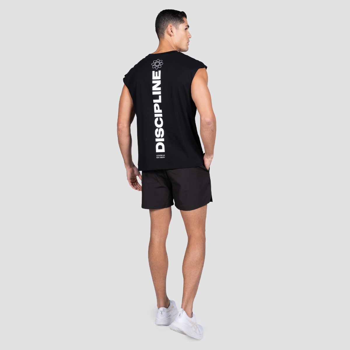 GymBeam Discipline Tanktop Black - Rozmiar: XL | Kolor: Czarny | Waga: 0,1985 g | Opakowanie: 37 · záber 6