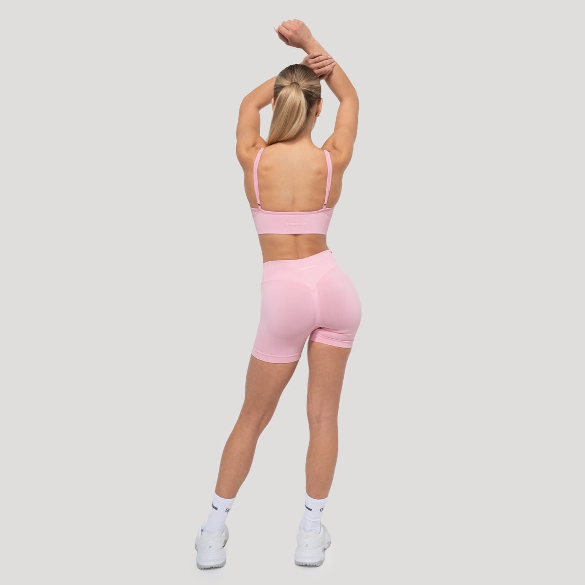 GymBeam Luma Sports Bra Baby Pink - Rozmiar: XL | Kolor: Różowy | Waga: 0,126 g | Opakowanie: 108 · záber 6