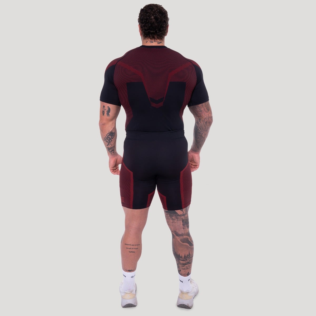 GymBeam OG1 Seamless Shorts Black/Red - Rozmiar: XXL | Kolor: Czarny | Waga: 0,195 g | Opakowanie: 105 · záber 7