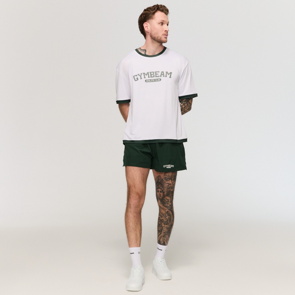 GymBeam Oversized Varsity T-Shirt White - Rozmiar: L | Kolor: Biały | Waga: 0,24 g | Opakowanie: 78 · záber 10