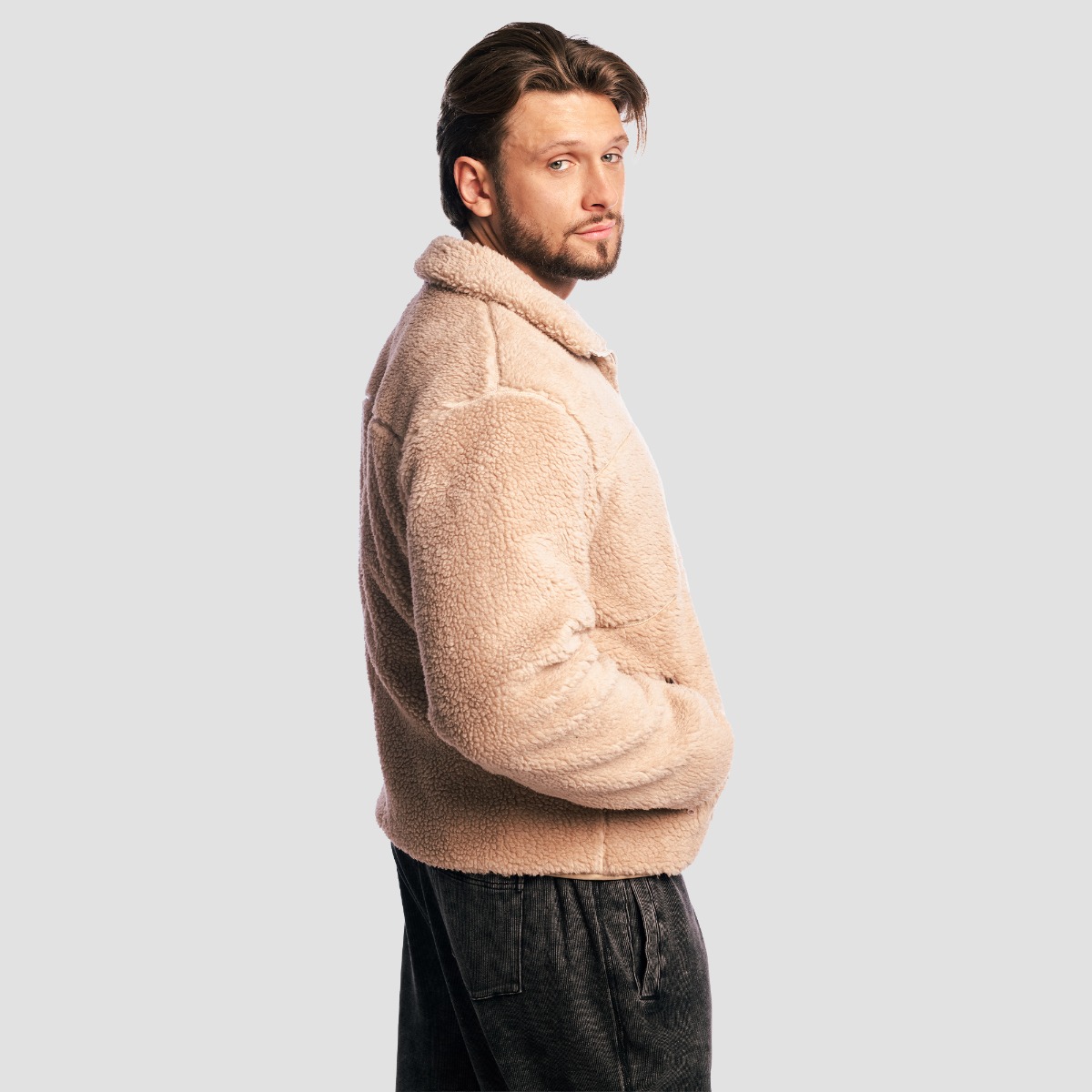 GymBeam Sherpa Jacket Canyon - Rozmiar: M | Kolor: Béžová | Waga: 0,9 g | Opakowanie: 14 · záber 6