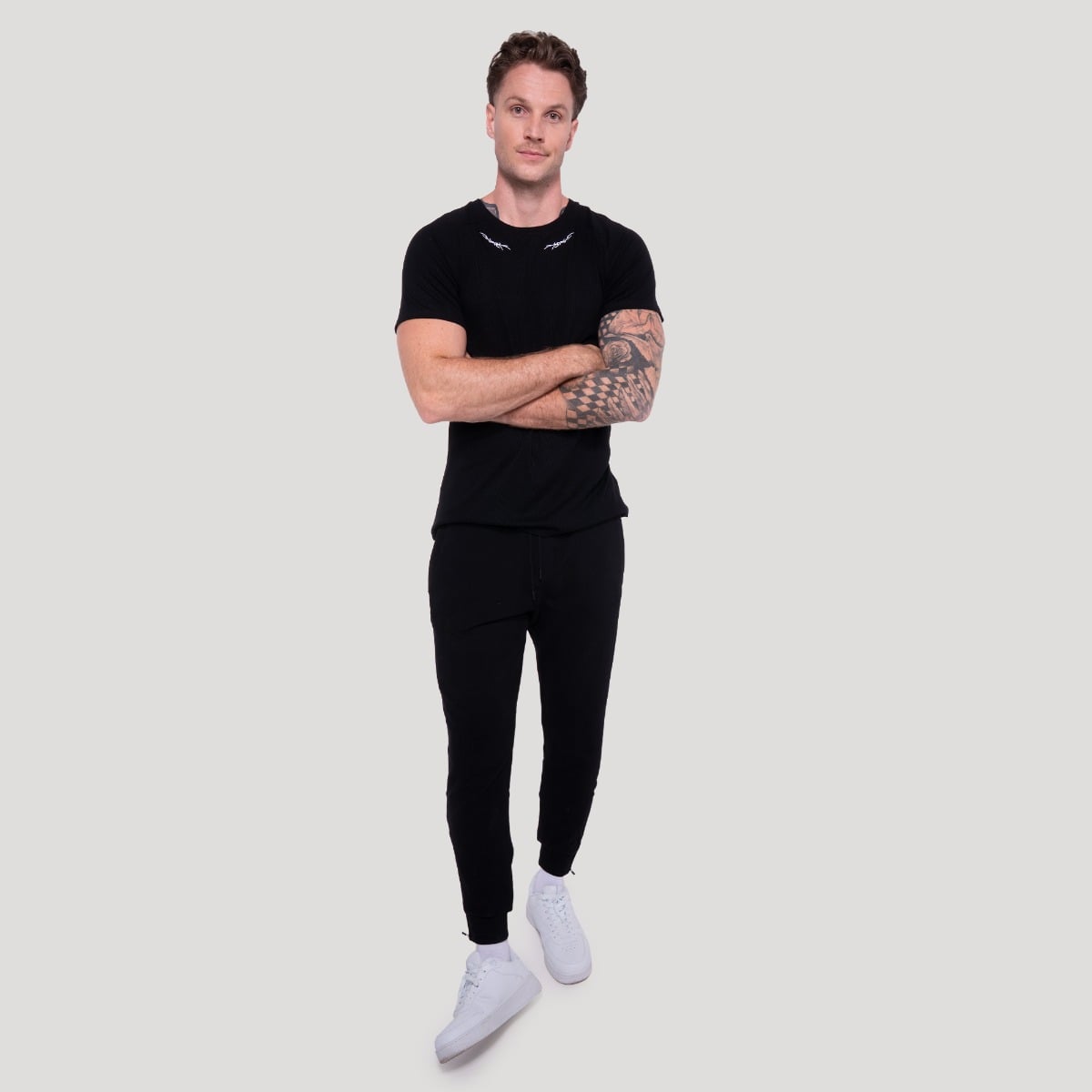 GymBeam Tribal Ribbed T-shirt Black - Rozmiar: XXL | Kolor: Czarny | Waga: 0,3445 g | Opakowanie: 75 · záber 6