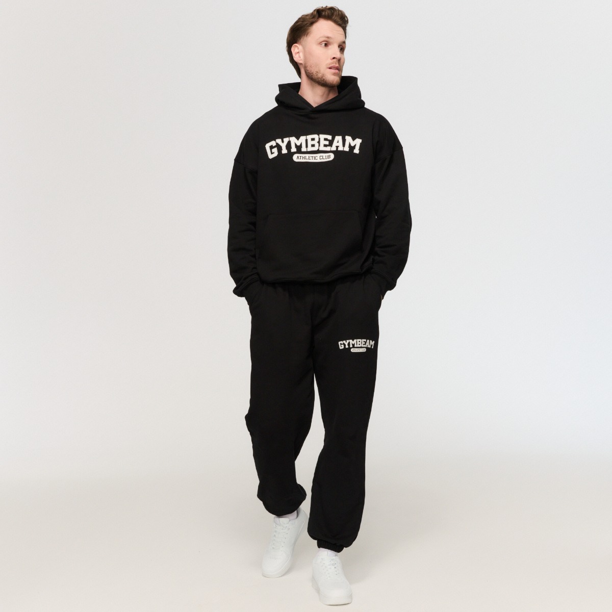GymBeam Varsity Hoodie Black - Rozmiar: M | Kolor: Czarny | Waga: 0,6672 g | Opakowanie: 20 · záber 7