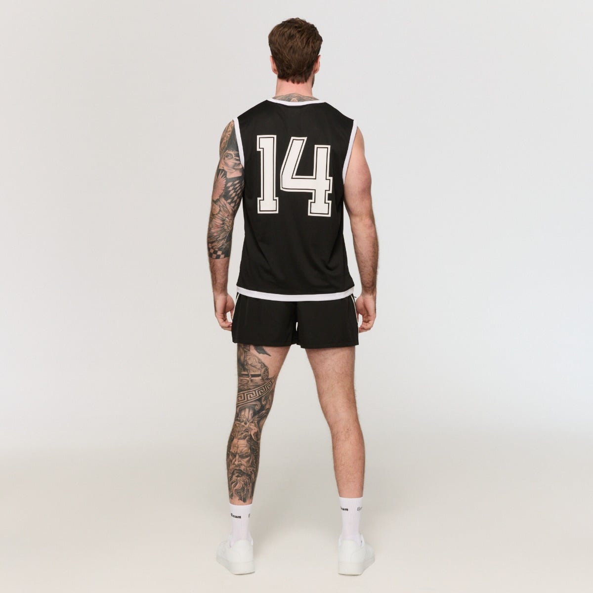 GymBeam Varsity Shorts Black - Rozmiar: M | Kolor: Czarny | Waga: 0,155 g | Opakowanie: 100 · záber 6