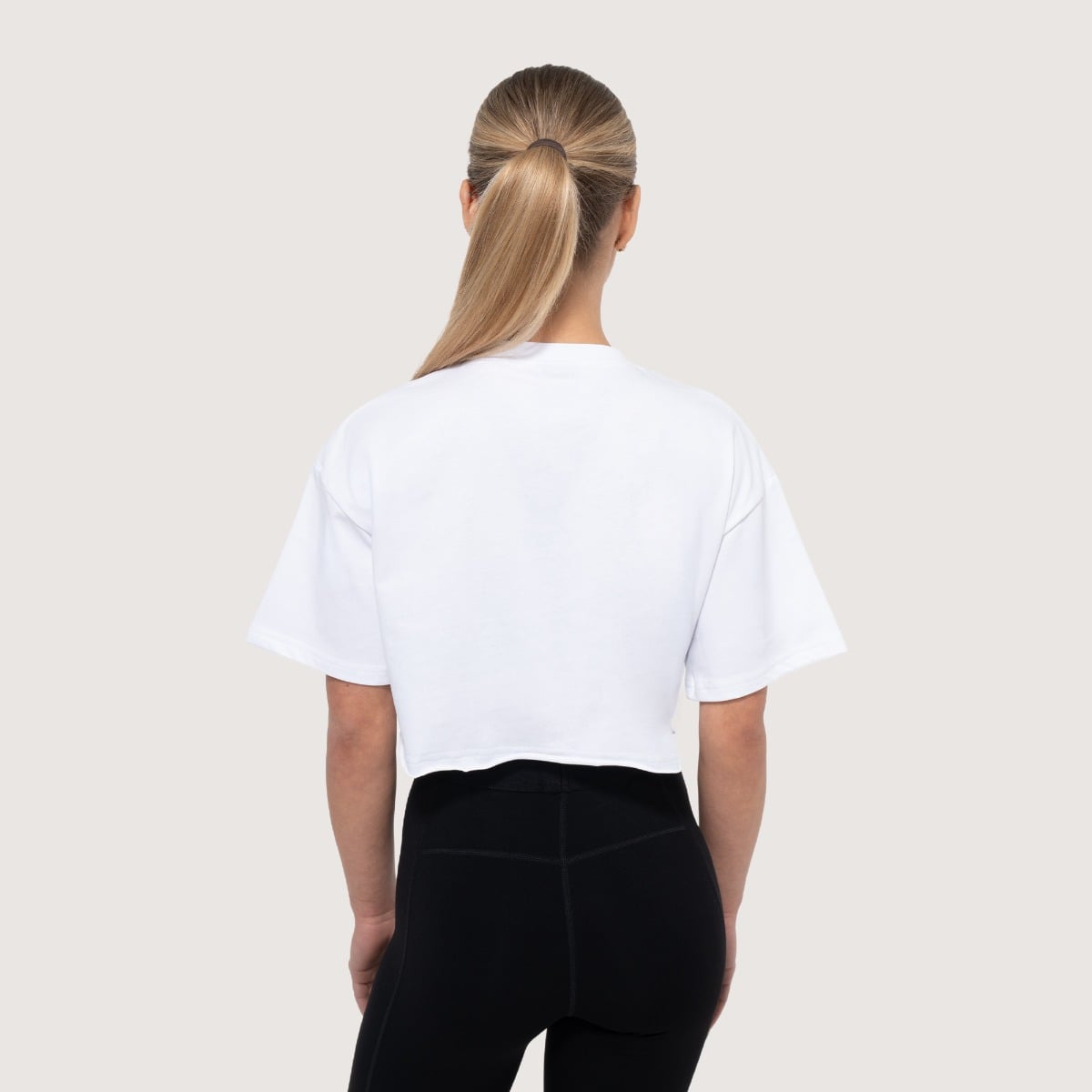 Damska koszulka Earned Cropped White - GymBeam