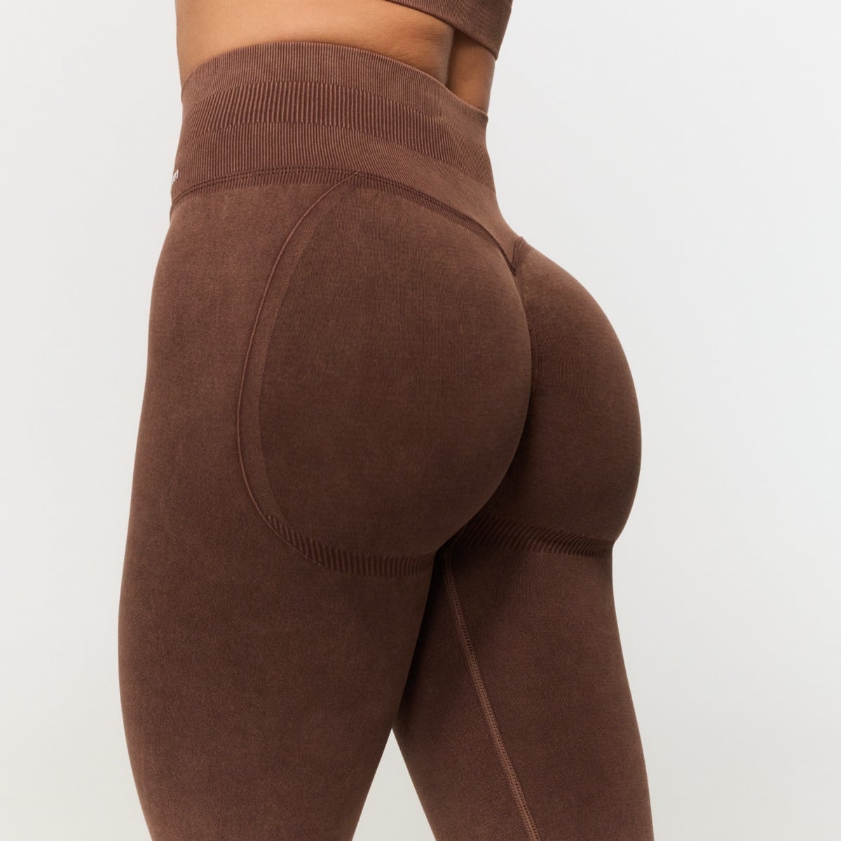 Damskie legginsy bezszwowe Fierce Brown - GymBeam