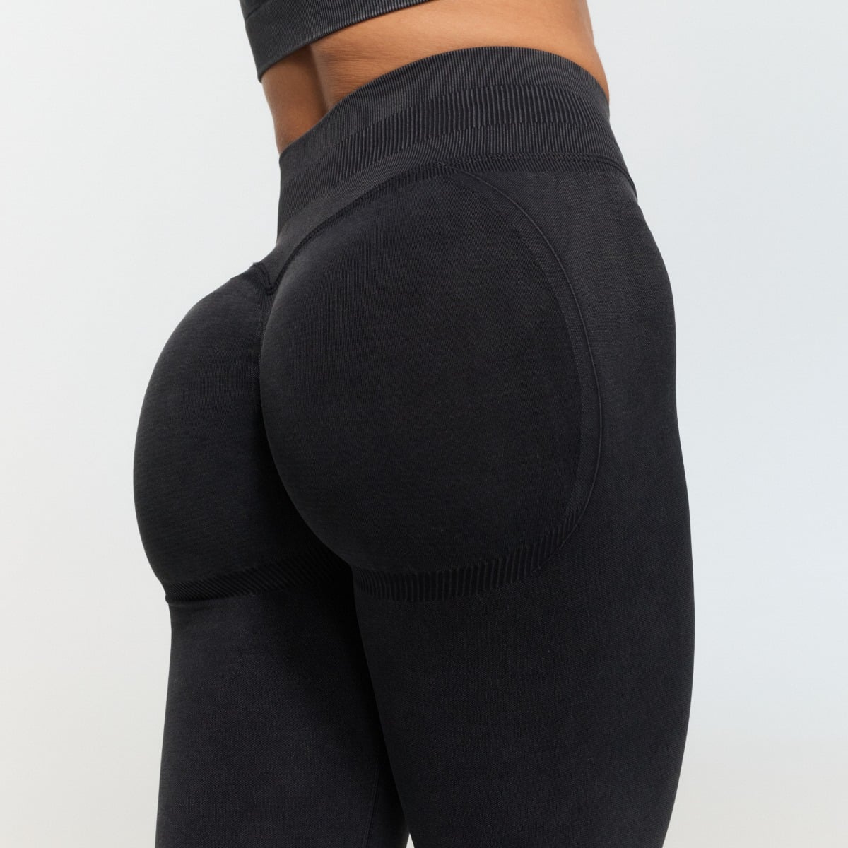 Damskie legginsy bezszwowe Fierce Dark Grey - GymBeam