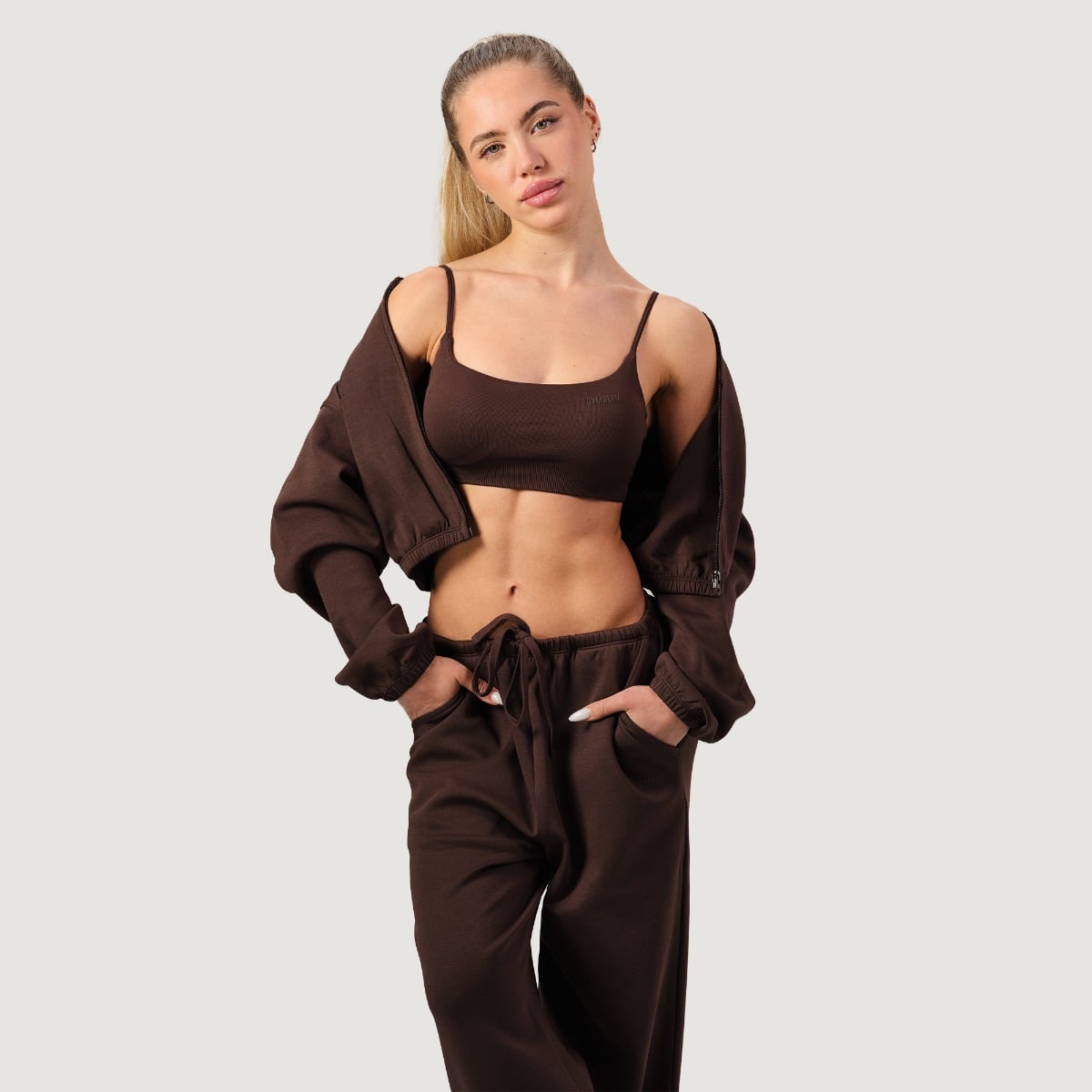 GymBeam Women‘s NEO Joggers Mocha - Rozmiar: XL | Kolor: Brązowy | Waga: 0,624 g | Opakowanie: 34 · záber 7
