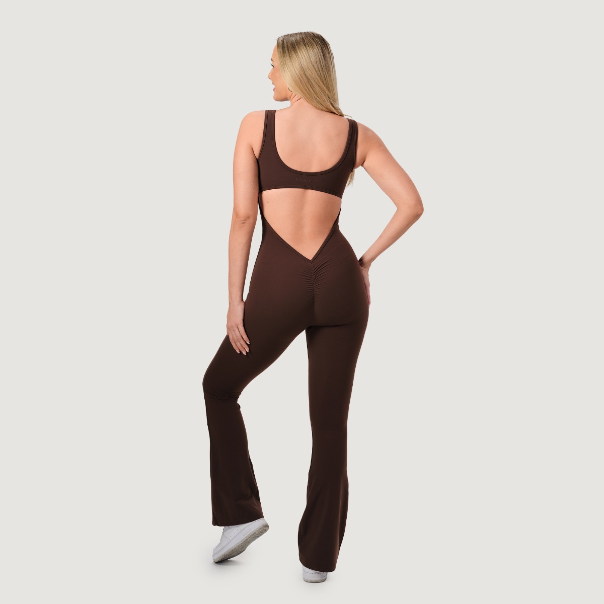 GymBeam Women‘s NEO Jumpsuit Mocha - Rozmiar: XS | Kolor: Brązowy | Waga: 0,285 g | Opakowanie: 50 · záber 6