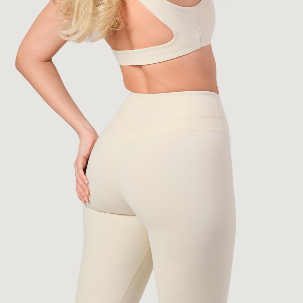 Damskie legginsy NEO Almond - GymBeam