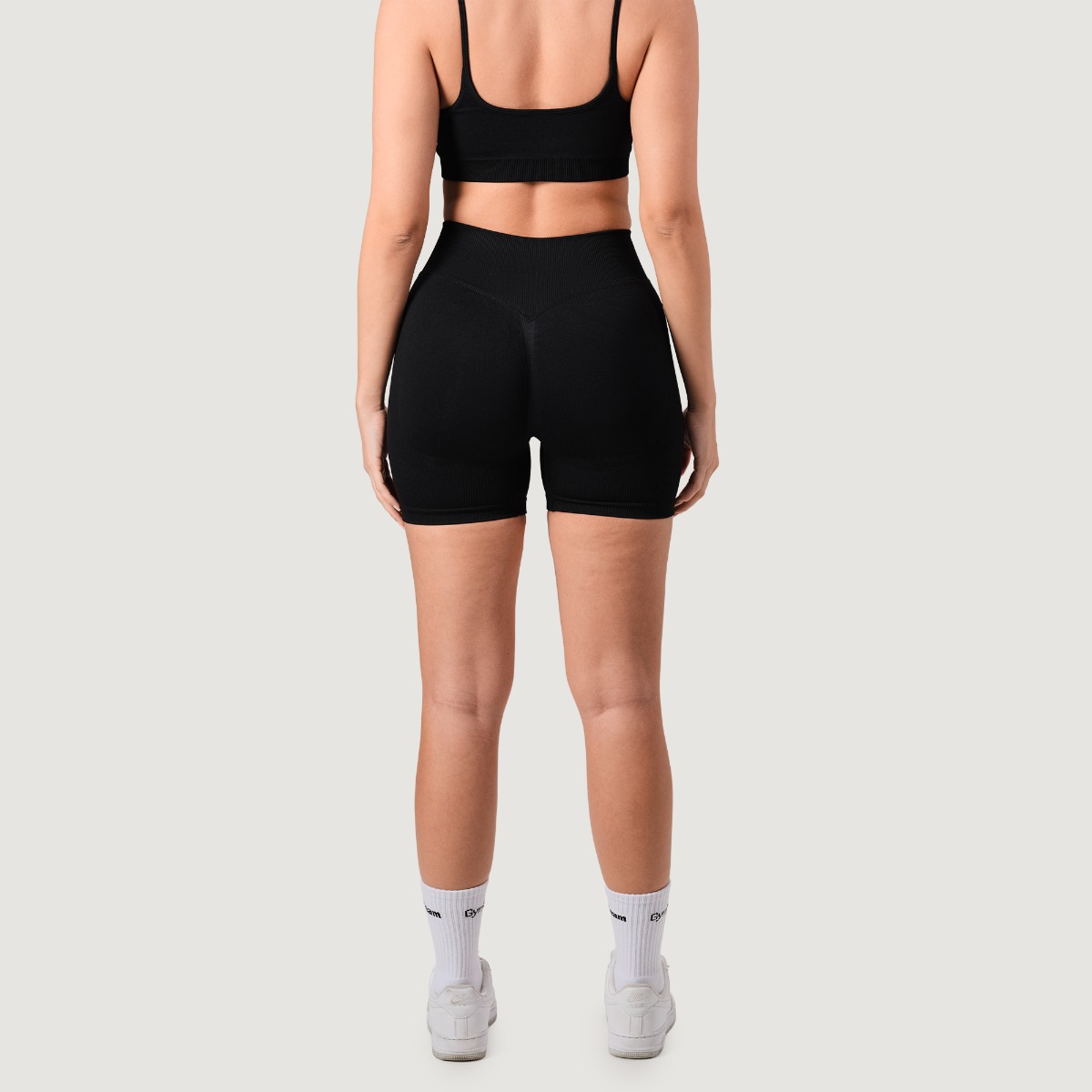 GymBeam Women‘s NEO Seamless Shorts Black - Rozmiar: XS | Kolor: Czarny | Waga: 0,132 g | Opakowanie: 120 · záber 8