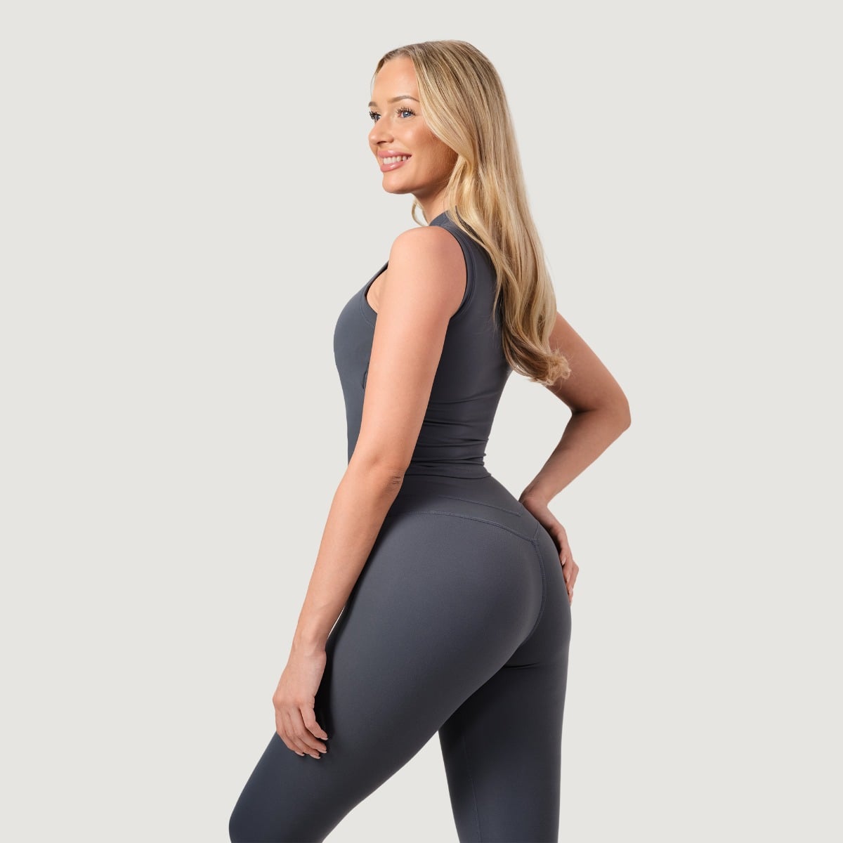 Damski top Turtleneck NEO Iron - GymBeam