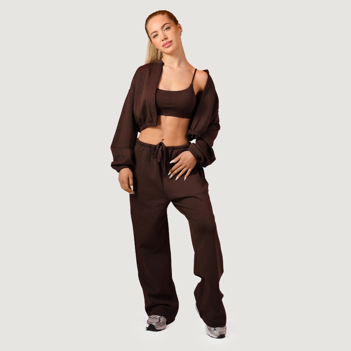 GymBeam Women‘s NEO Zip-Up Sweatshirt Mocha - Rozmiar: XS | Kolor: Brązowy | Waga: 0,3333 g | Opakowanie: 55 · záber 8