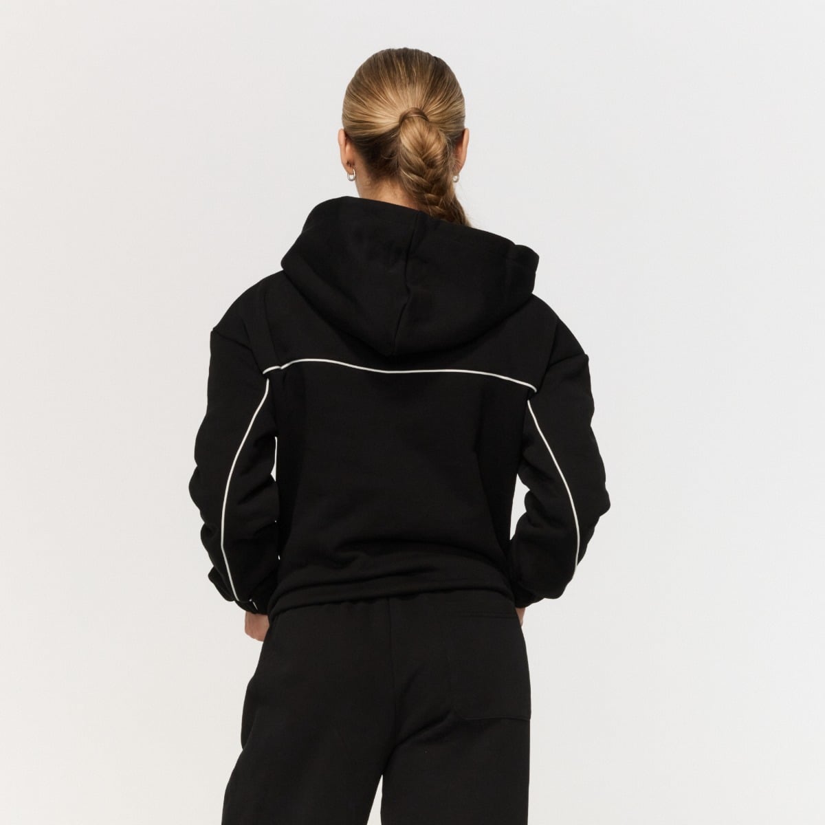 Damska bluza z kapturem Varsity Black - GymBeam