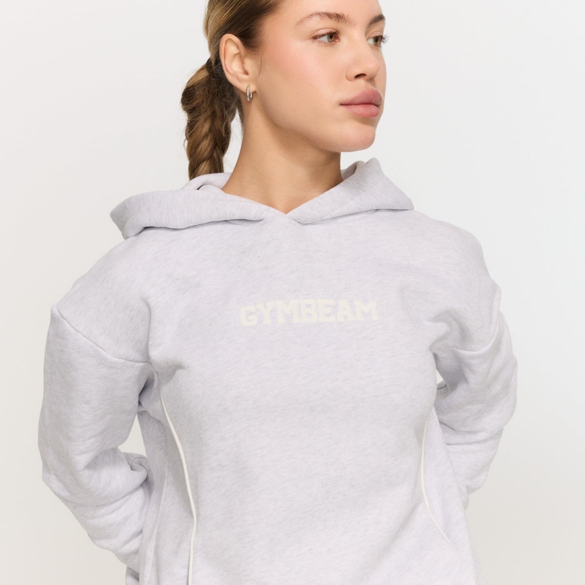 GymBeam Women‘s Varsity Hoodie Grey - Rozmiar: XXL | Kolor: Szary | Waga: 1,0402 g | Opakowanie: 10 · záber 6